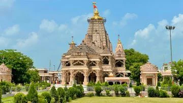 Sanwaliya Seth Temple में चढ़ावे की गिनती जारी, 6 चरणों में 36.49 करोड़ रुपए निकले