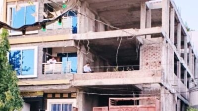 हेड कॉन्स्टेबल के पास 6.26 करोड़ की संपत्ति, 15 ठिकानों पर लोकायुक्त की छापेमारी, मां और पत्नी के नाम भी फर्म!