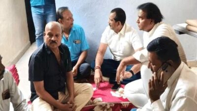 भागीरथपुरा हादसा : न्यायिक आयोग की रिपोर्ट लेकर मृतकों के घर पहुंचे कांग्रेस नेता, परिजनों ने कहा 'अब तक नहीं मिली मदद!'