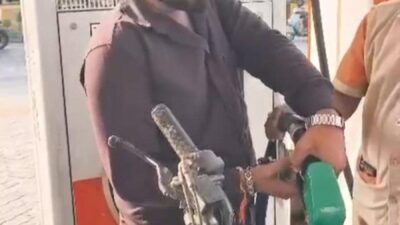 इंदौर में पेट्रोल पंप पर सेल्फ सर्विस शुरू, ग्राहक खुद भर सकेंगे पेट्रोल-डीजल