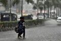 Cyclone Alert: दिल्ली-UP-बिहार समेत 12 राज्यों में बारिश और तेज हवाएं, गिरेगा तापमान