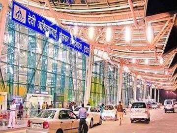 Indore Airport Winter Schedule लागू, रोज 42 फ्लाइट्स से 11 हजार यात्री कर रहे सफर